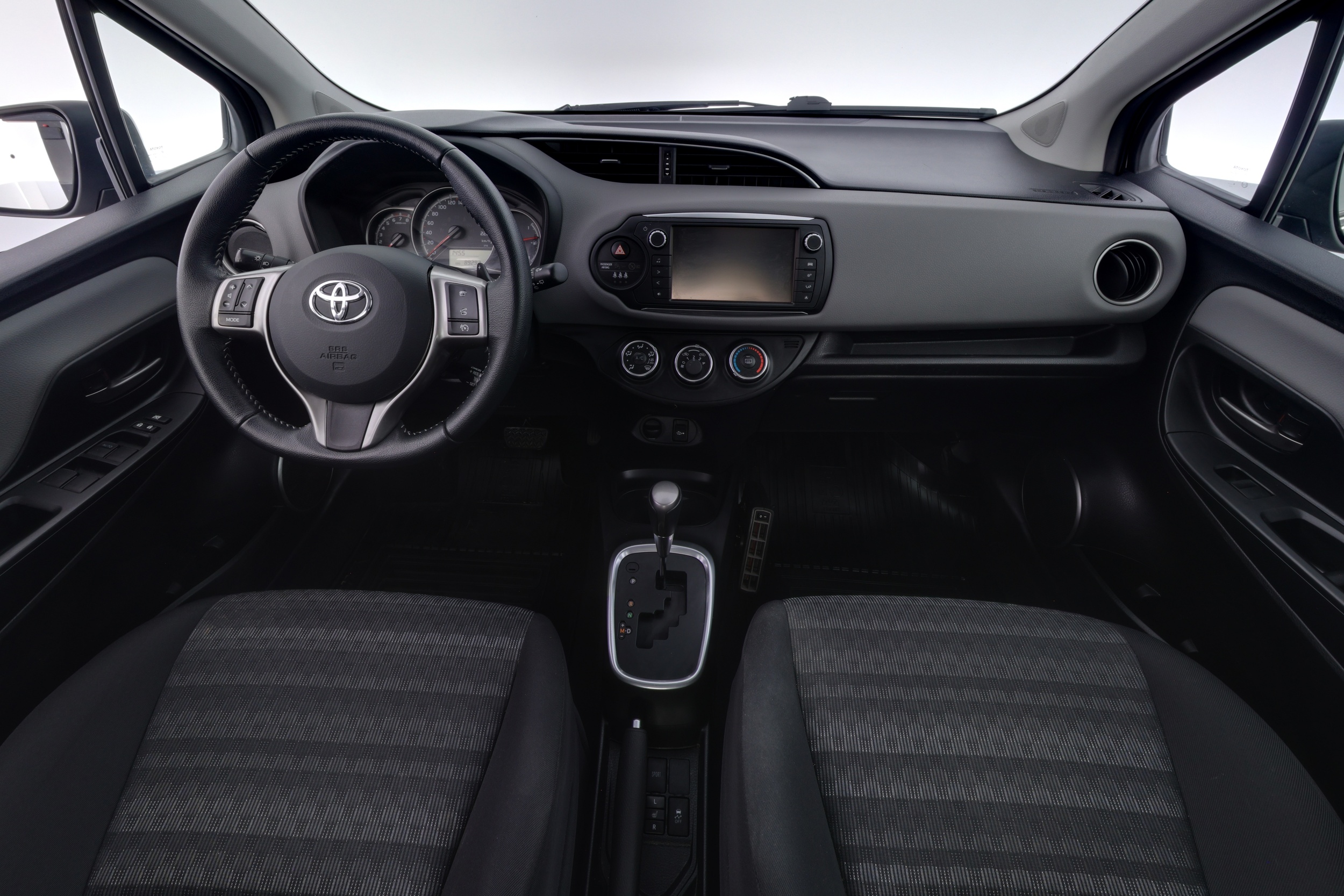 Toyota Yaris 2016