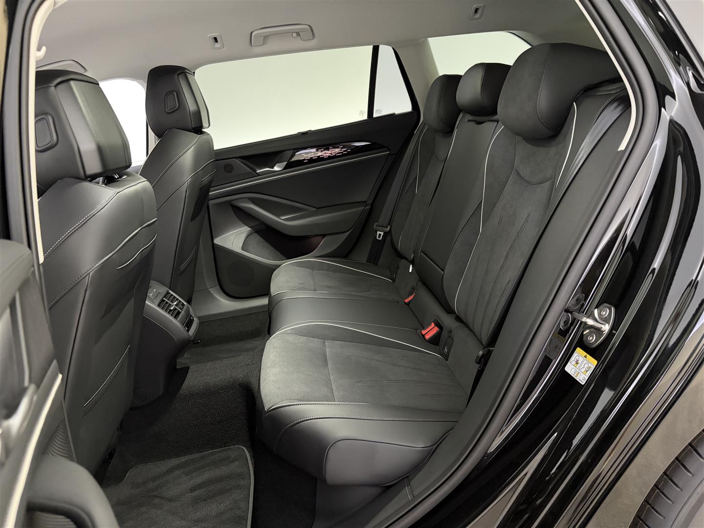 Volkswagen Passat 2025