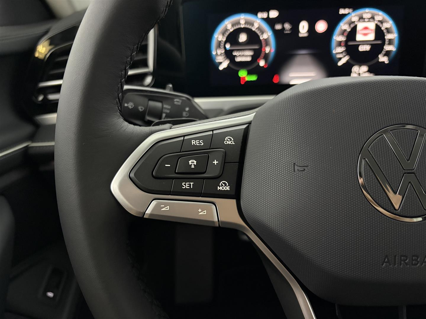 Volkswagen Passat 2025