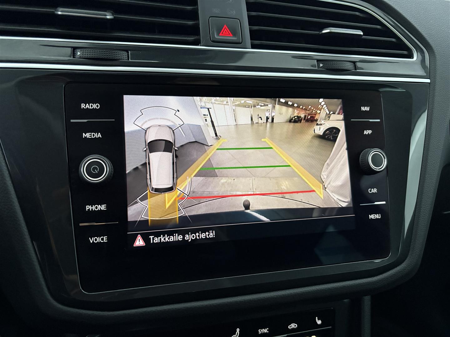VOLKSWAGEN Tiguan 2021