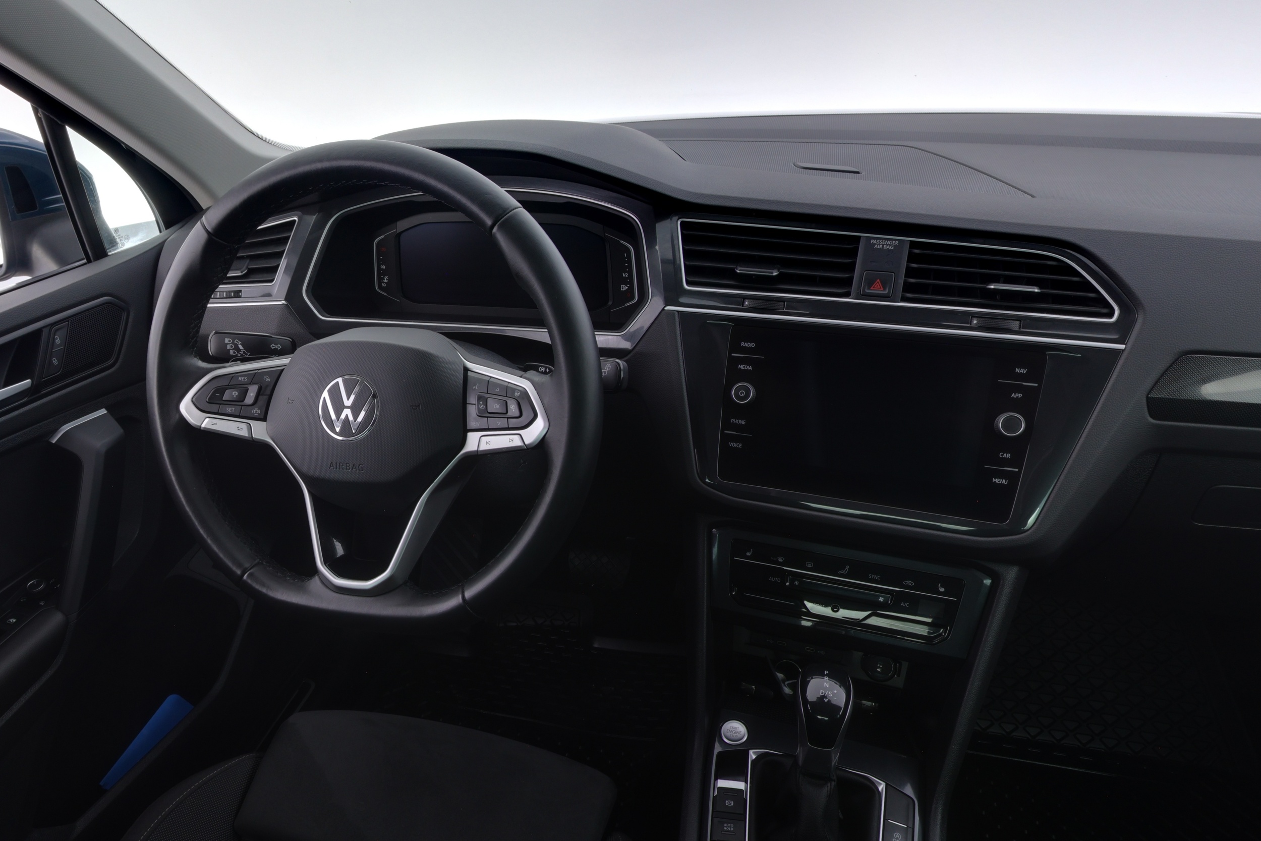 VOLKSWAGEN Tiguan 2021