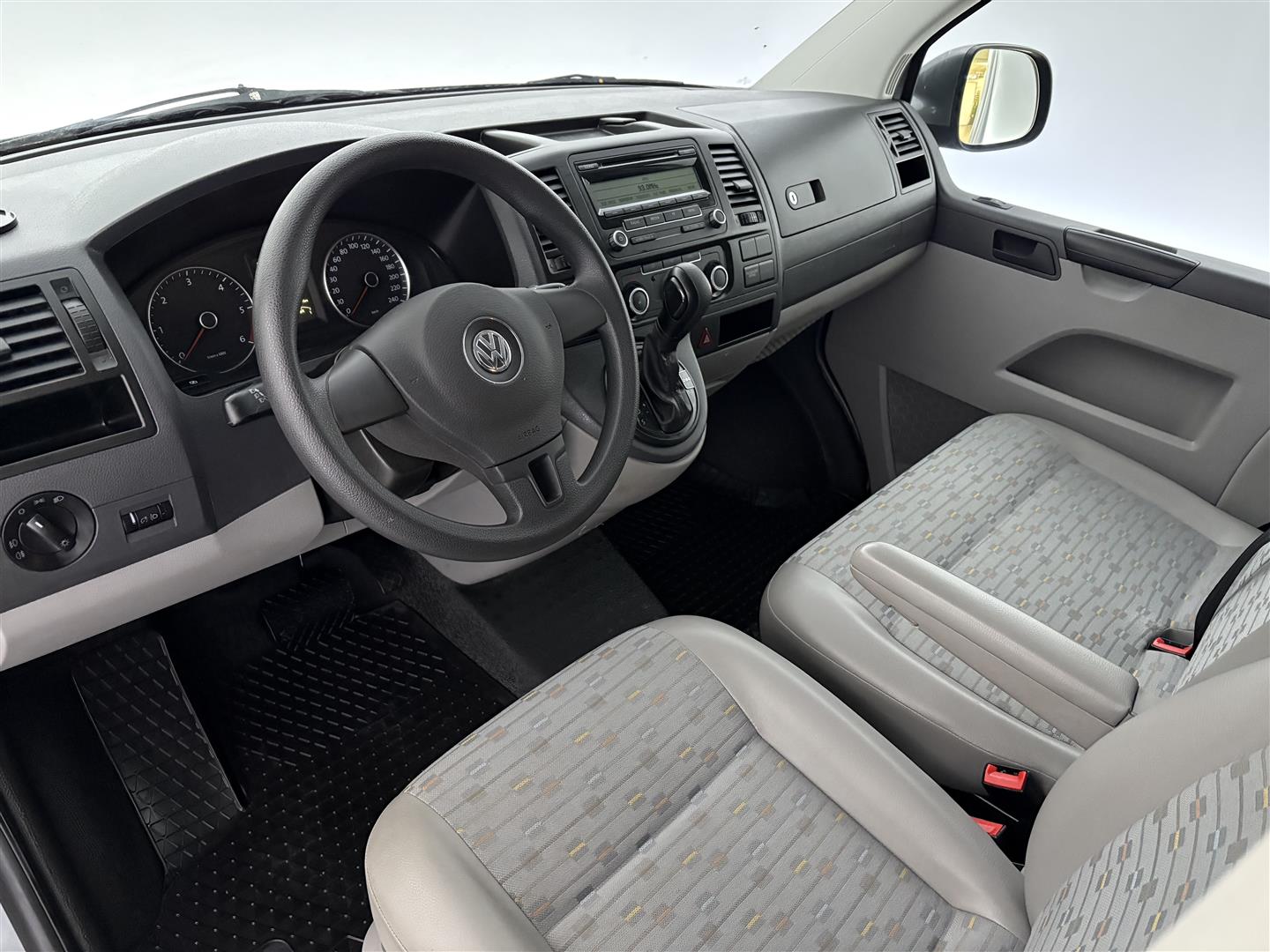 VOLKSWAGEN Transporter 2010