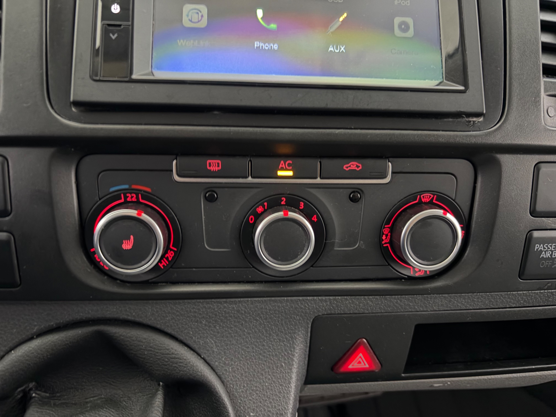 VOLKSWAGEN Transporter 2011