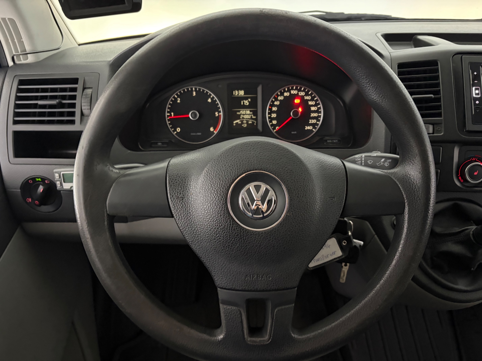 VOLKSWAGEN Transporter 2011