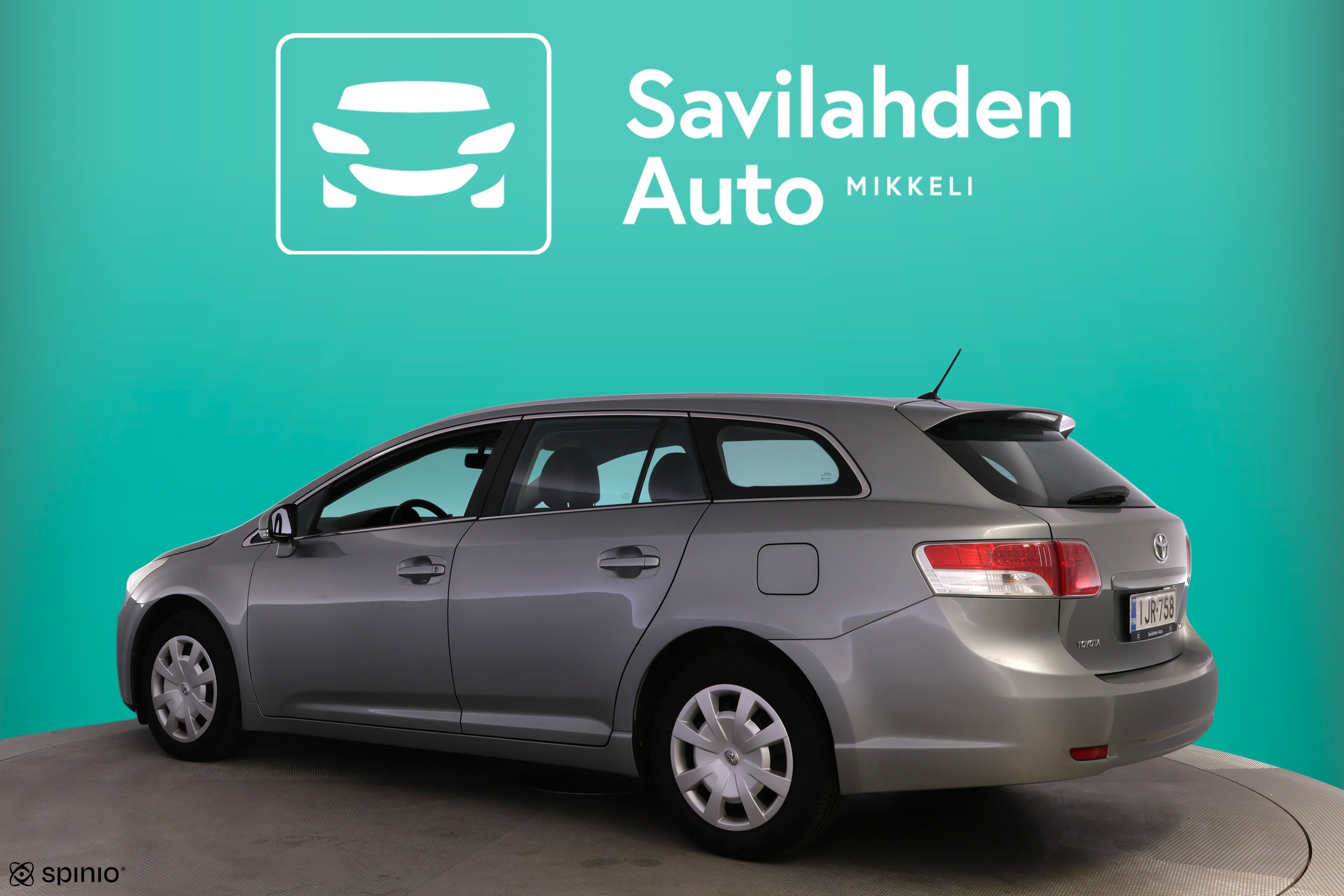 TOYOTA Avensis 2010