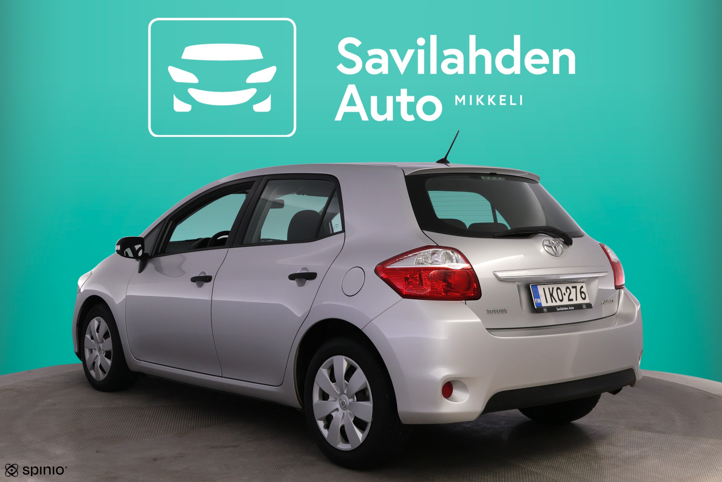 TOYOTA Auris 2012