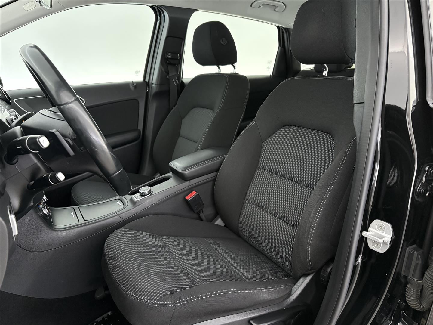 MERCEDES-BENZ B 2014