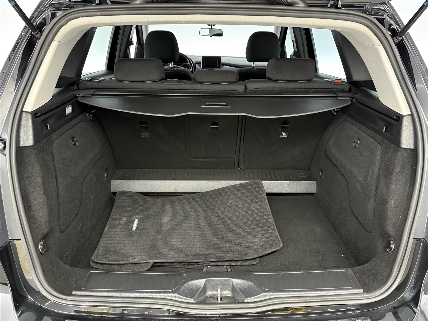 MERCEDES-BENZ B 2014