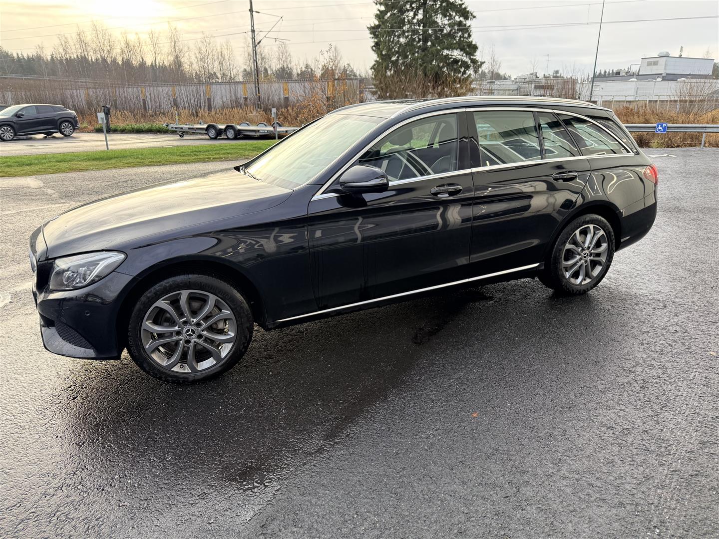 MERCEDES-BENZ C 2017