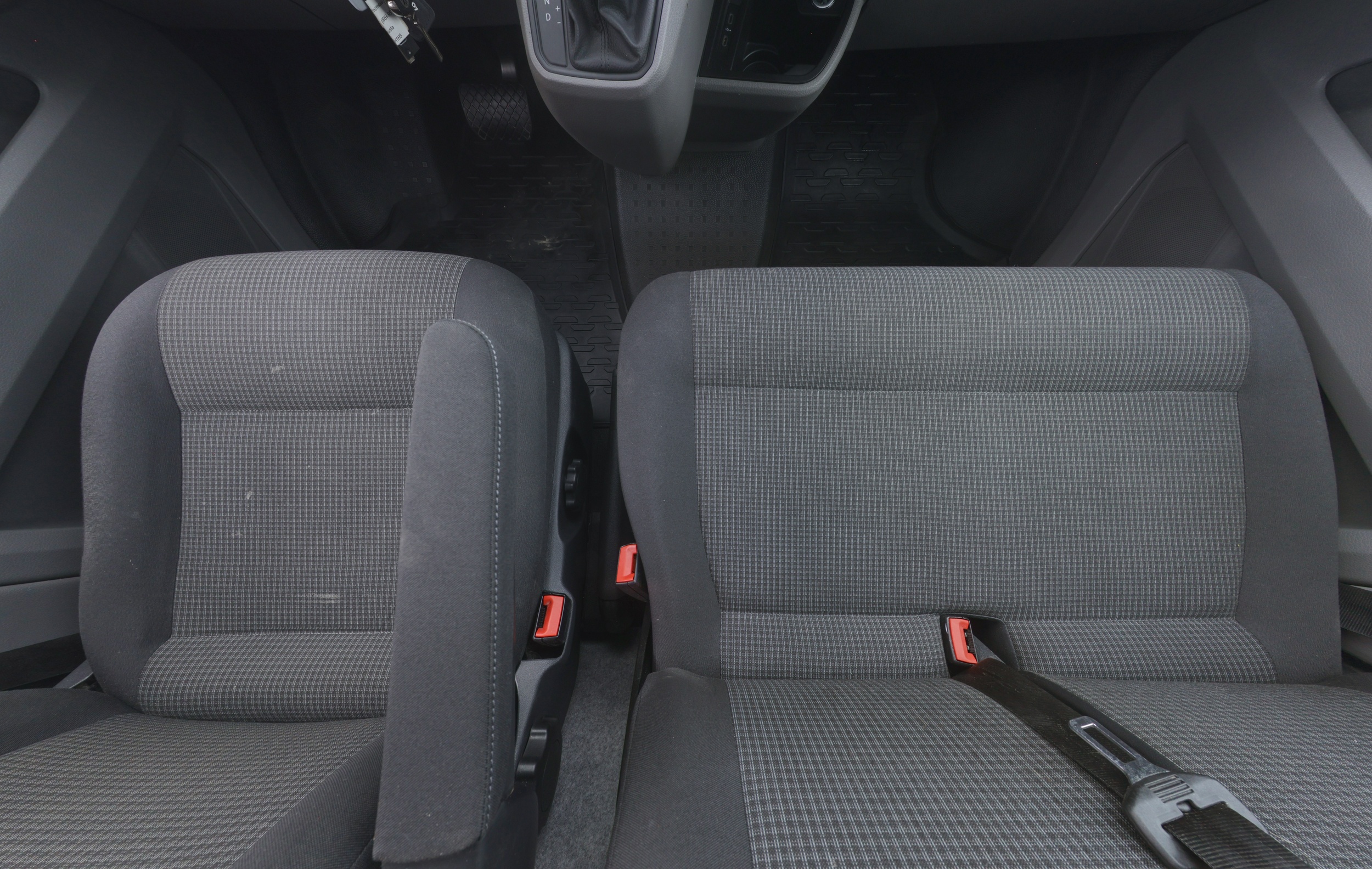 VOLKSWAGEN Transporter 2023