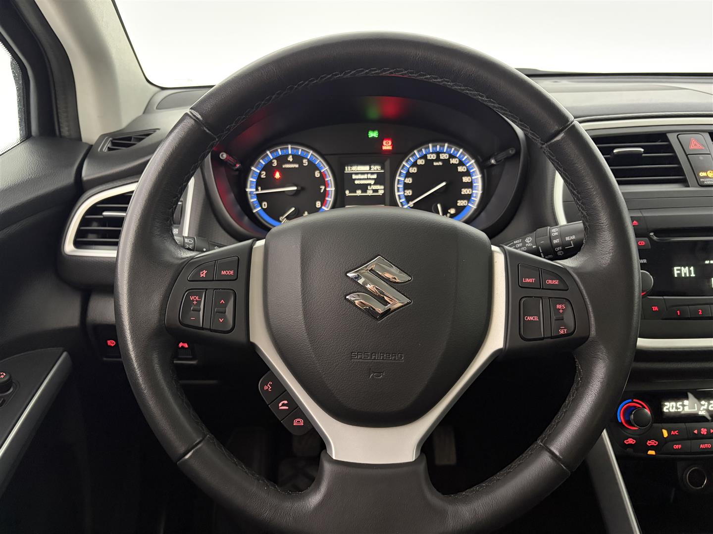 SUZUKI SX4 S-Cross 2014