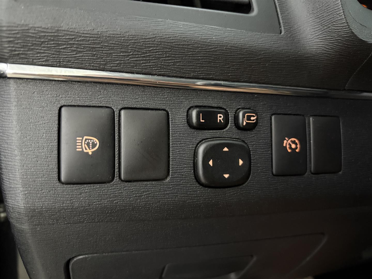 TOYOTA Avensis 2009