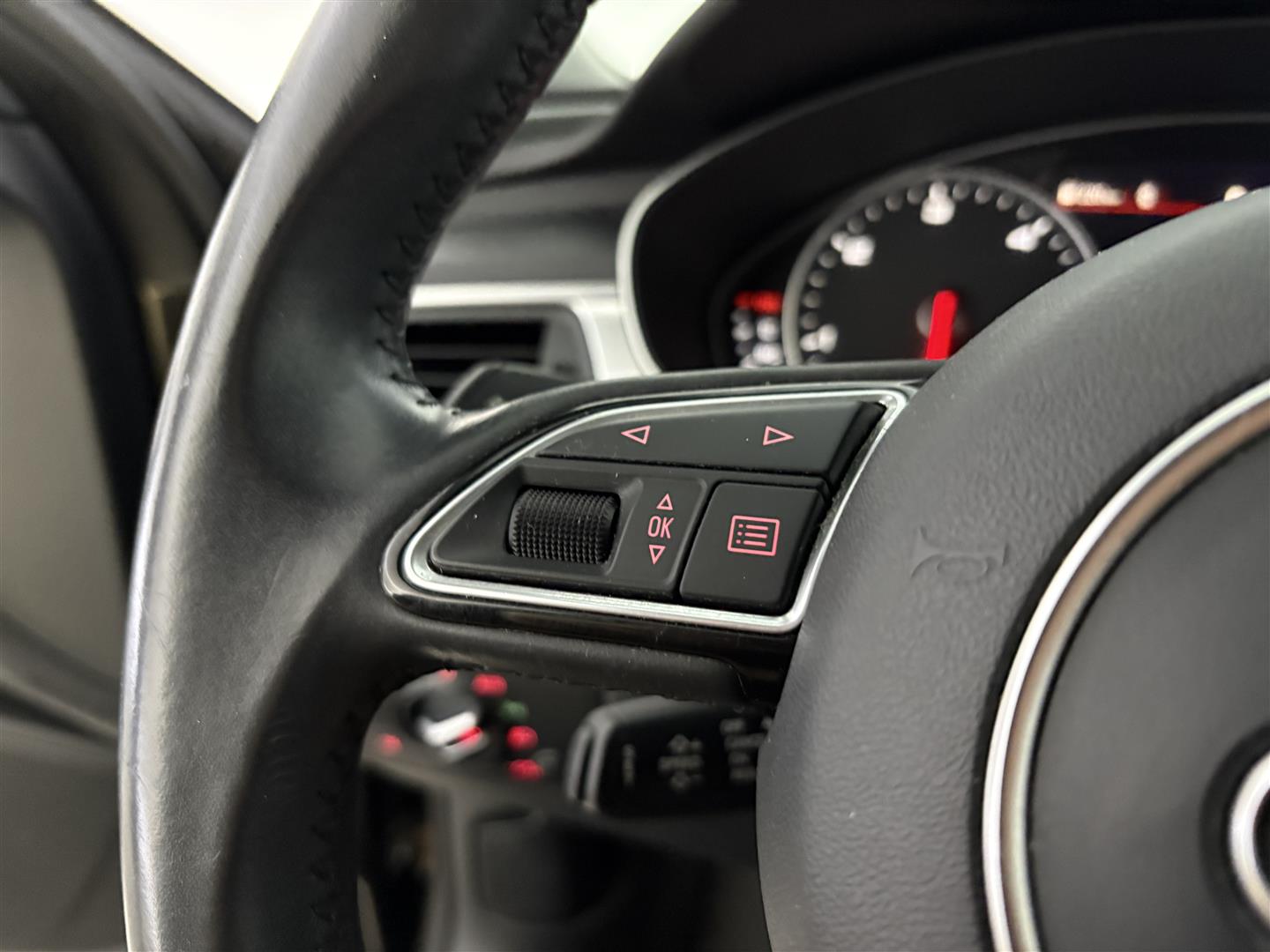 AUDI A6 2016