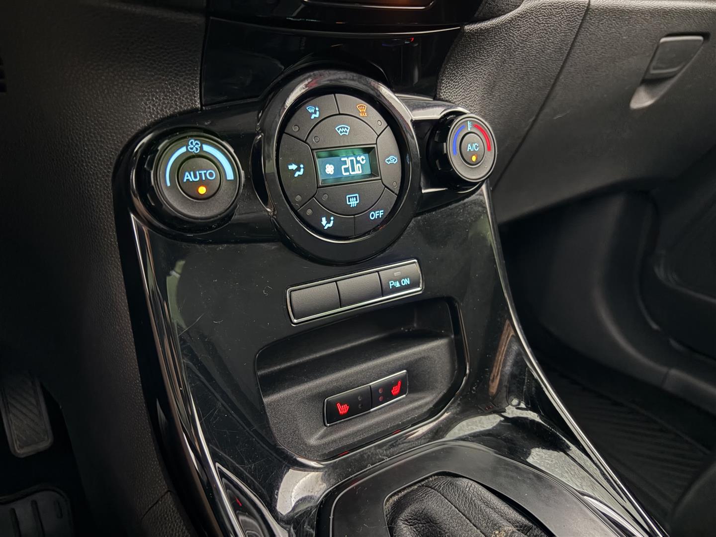 FORD Fiesta 2017