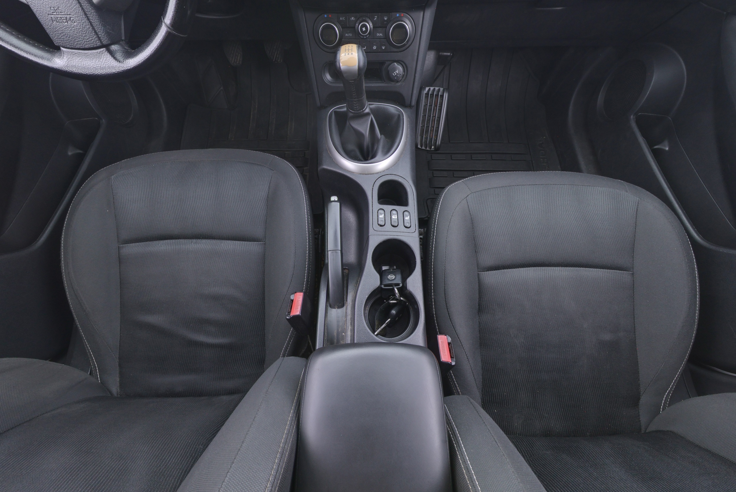 NISSAN Qashqai 2011