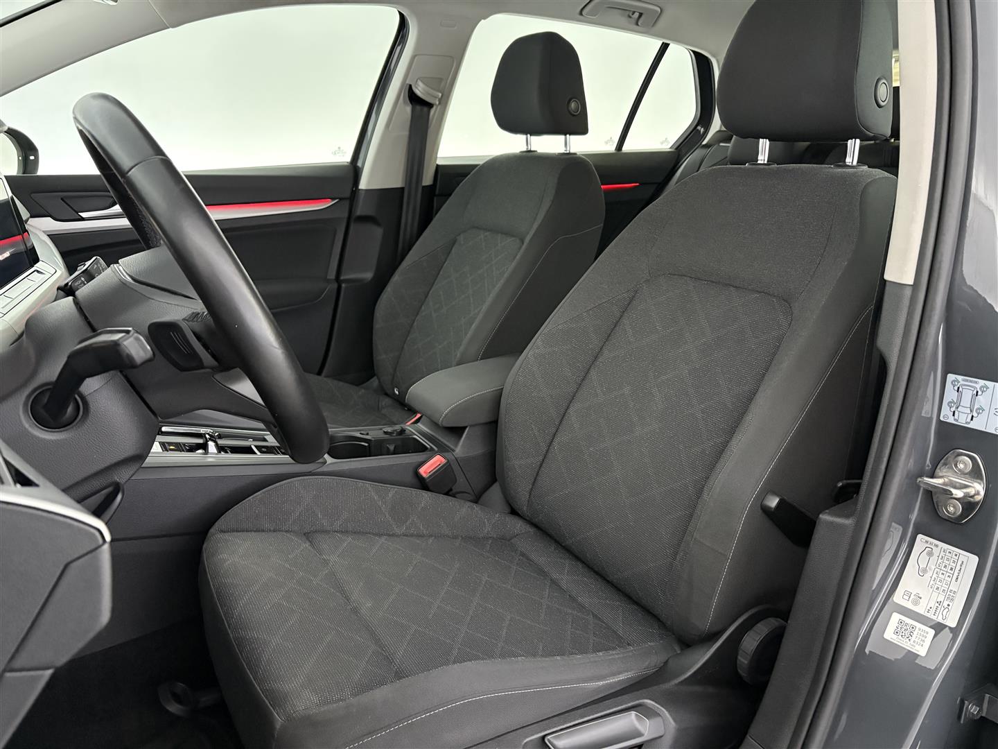 Volkswagen Golf 2021