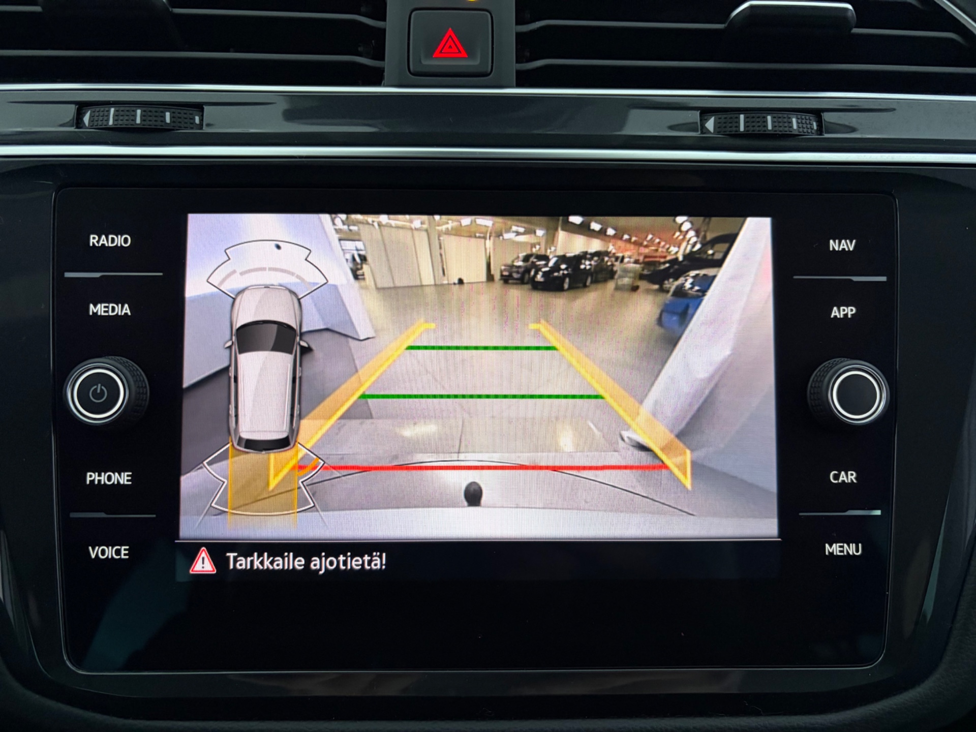 VOLKSWAGEN Tiguan 2023