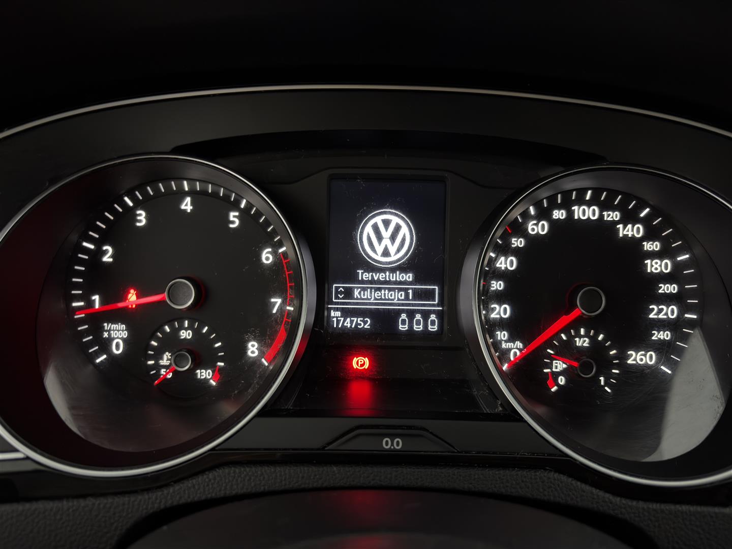 VOLKSWAGEN Passat 2018