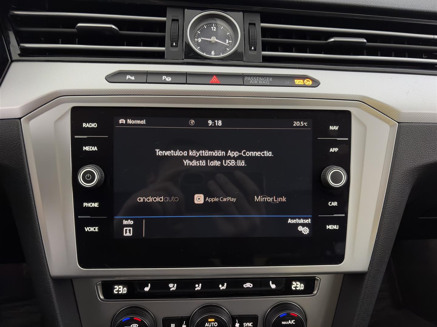 VOLKSWAGEN Passat 2018