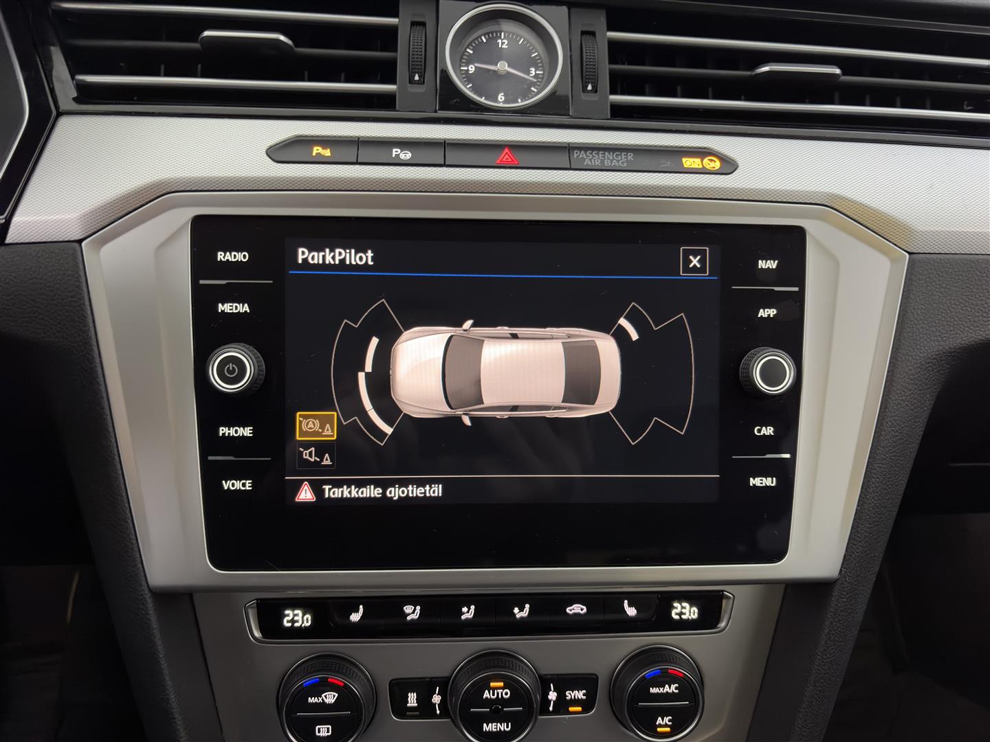 VOLKSWAGEN Passat 2018