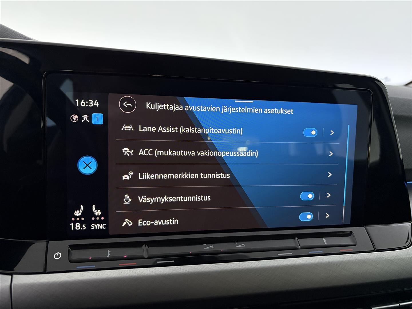 Volkswagen Golf 2021