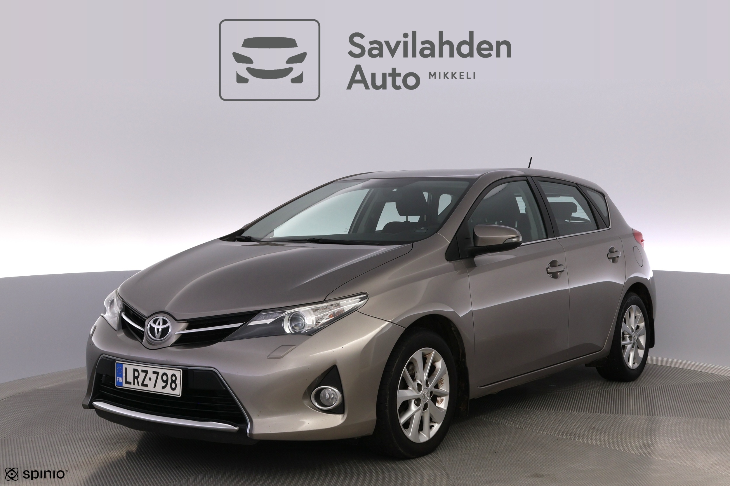 Toyota Auris 2013
