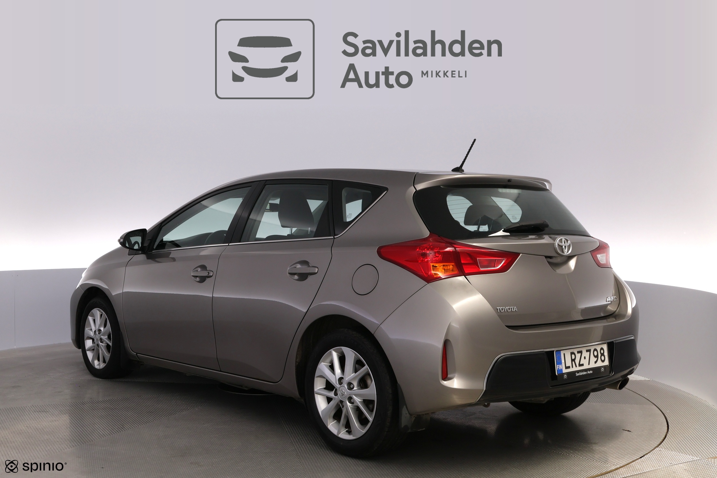 Toyota Auris 2013