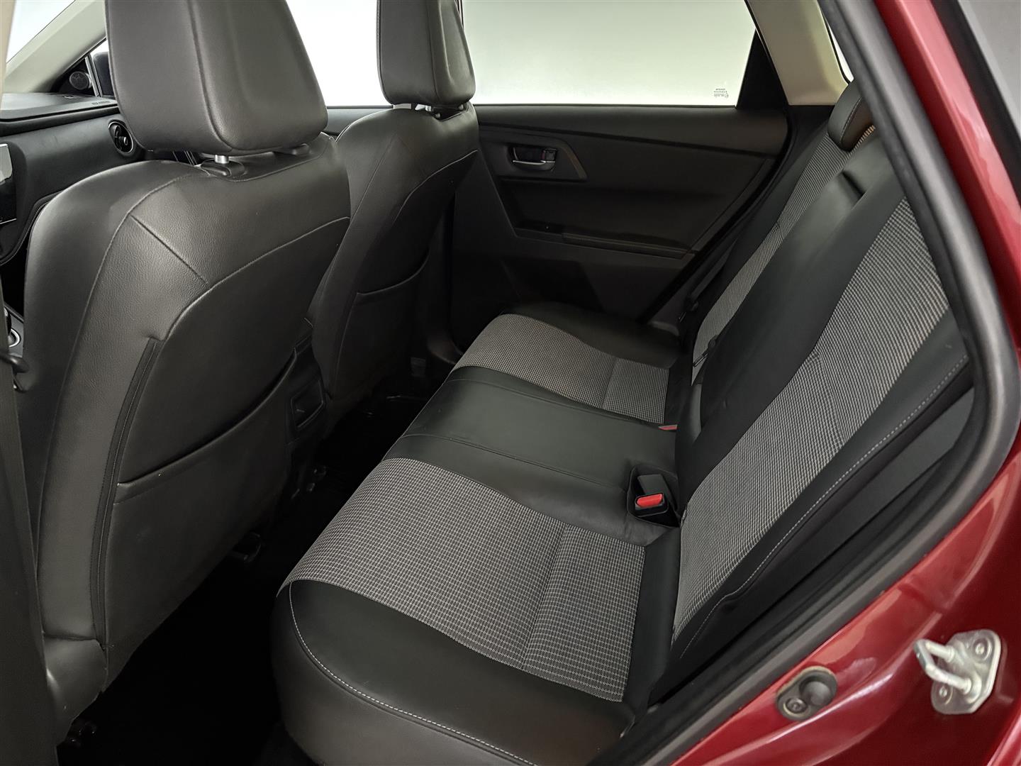 TOYOTA Auris 2018