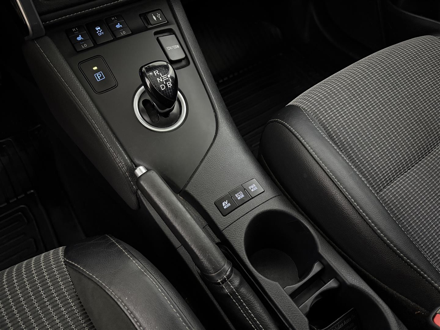 TOYOTA Auris 2018