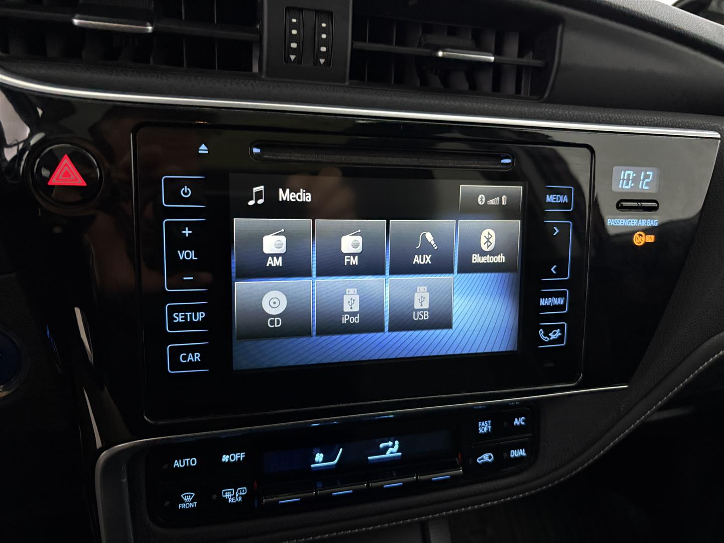 TOYOTA Auris 2018