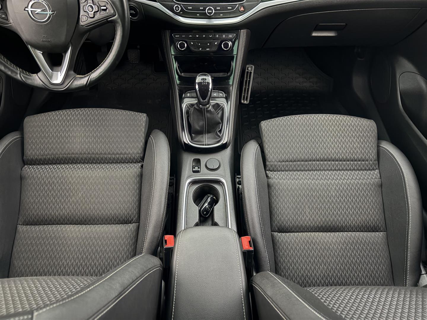 OPEL Astra 2016