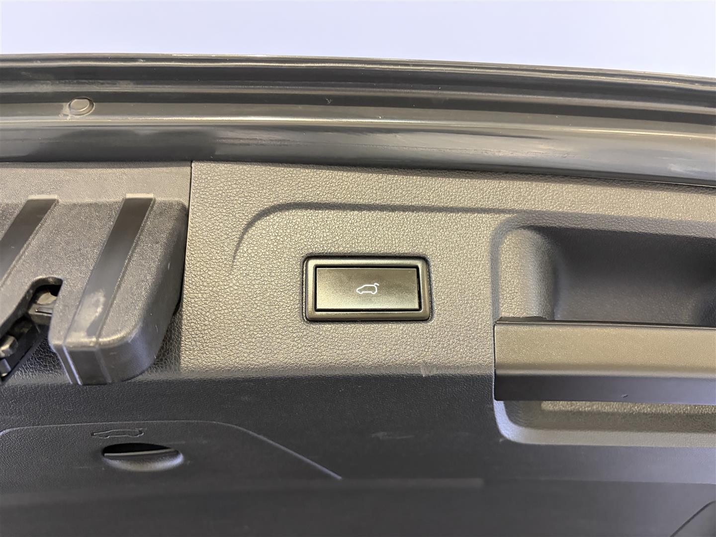 VOLKSWAGEN Touran 2017