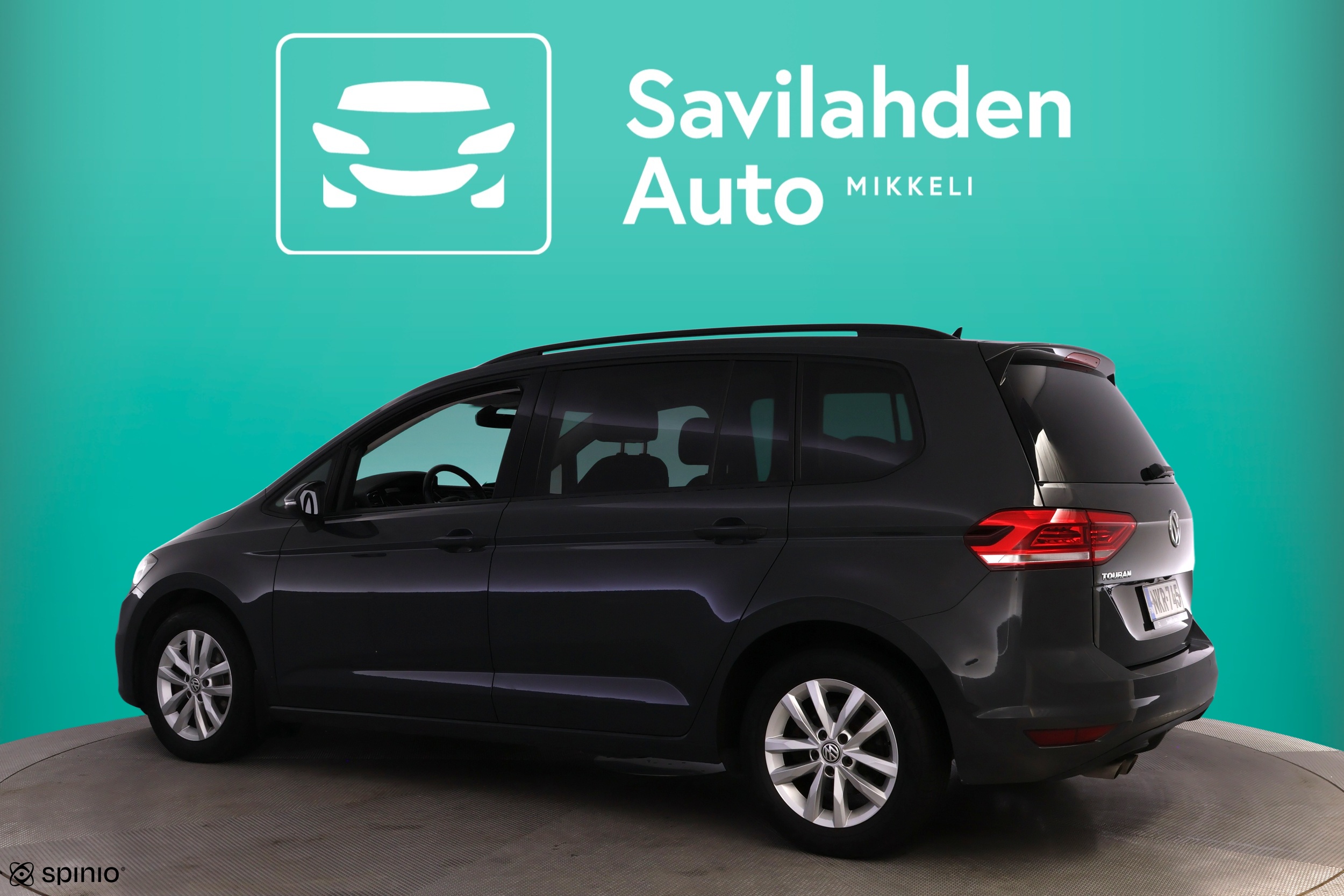VOLKSWAGEN Touran 2017