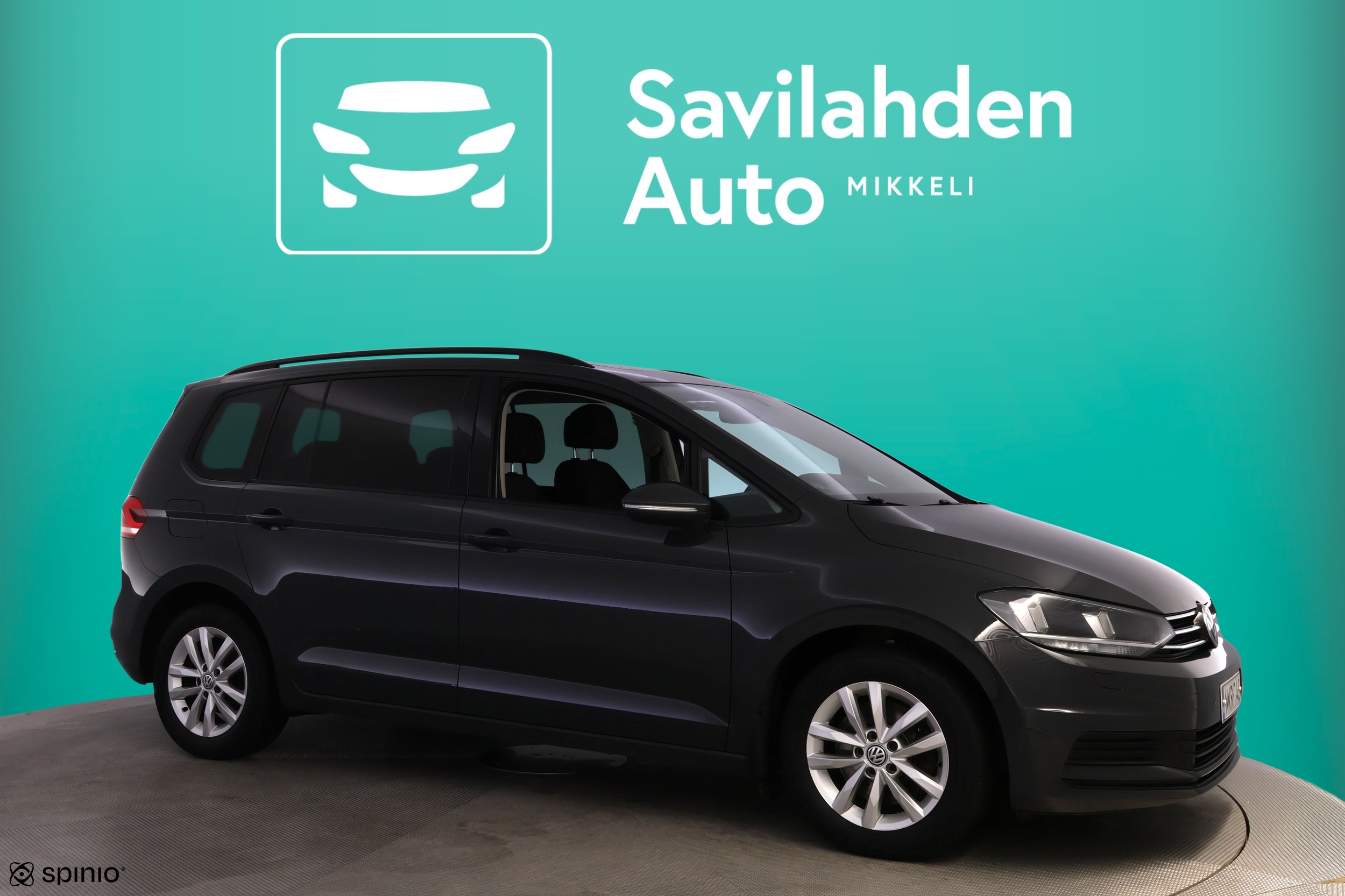 VOLKSWAGEN Touran 2017