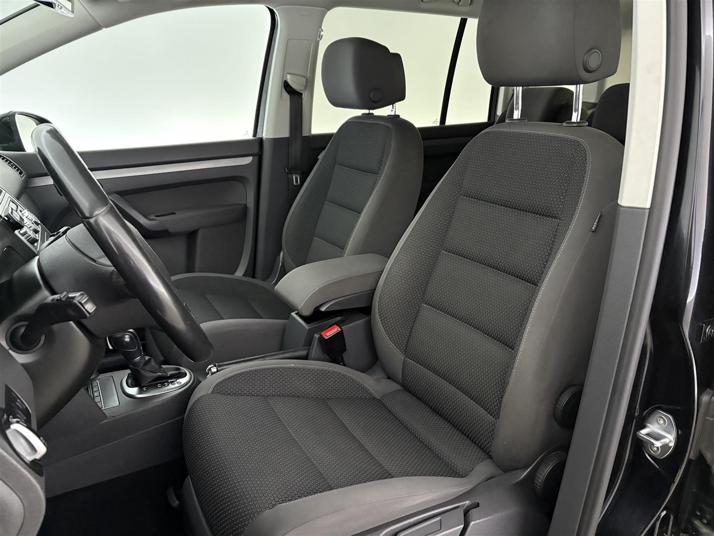 Volkswagen Touran 2012