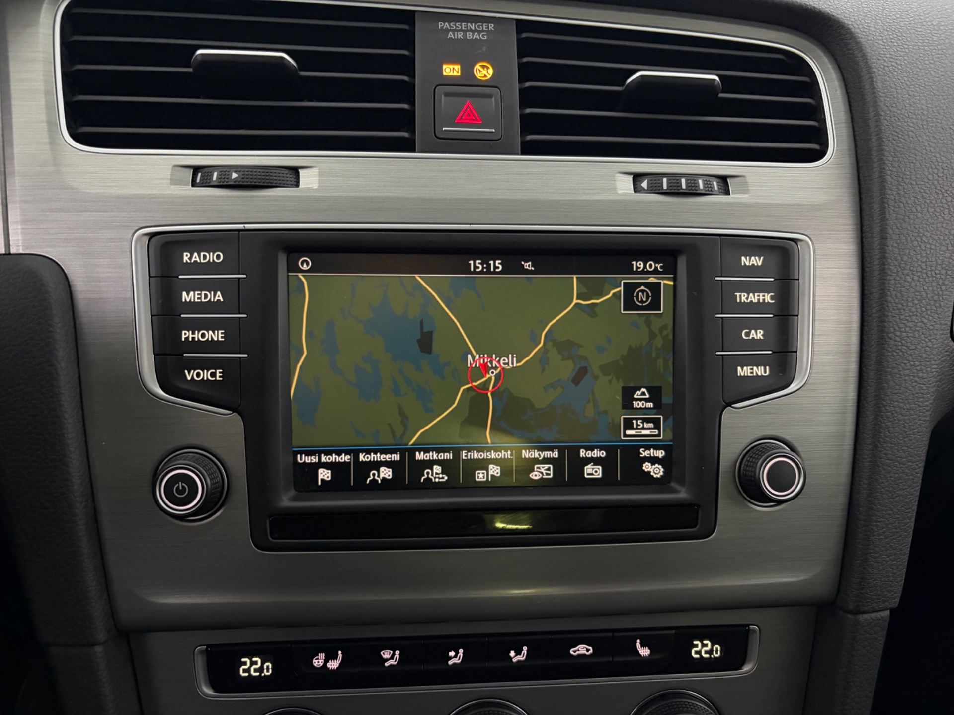 VOLKSWAGEN Golf 2016