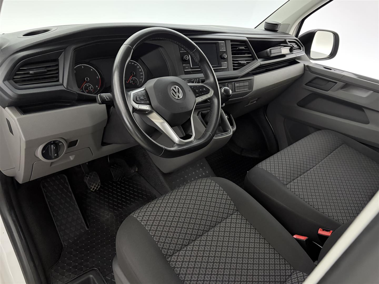 VOLKSWAGEN Caravelle 2020
