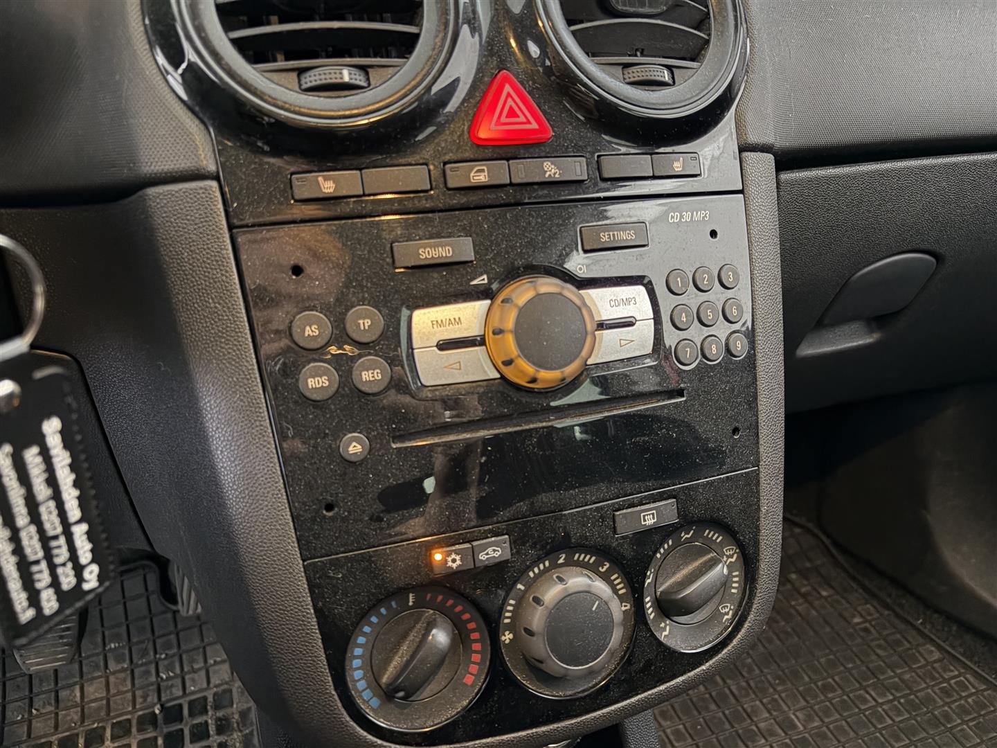 OPEL Corsa 2010