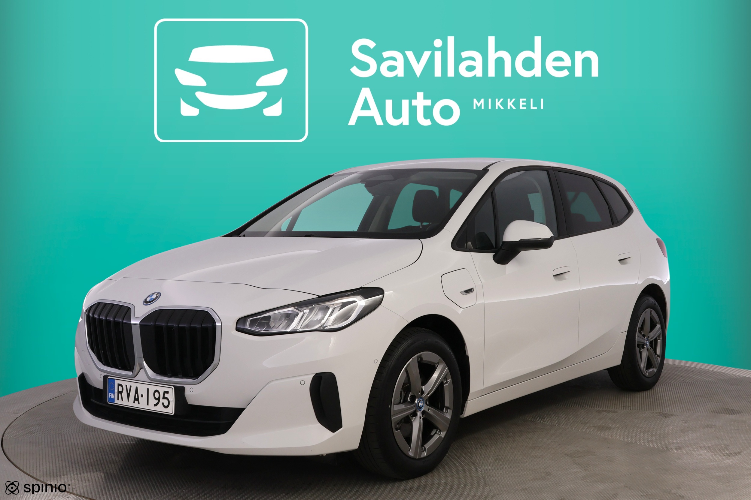 BMW 225 2023