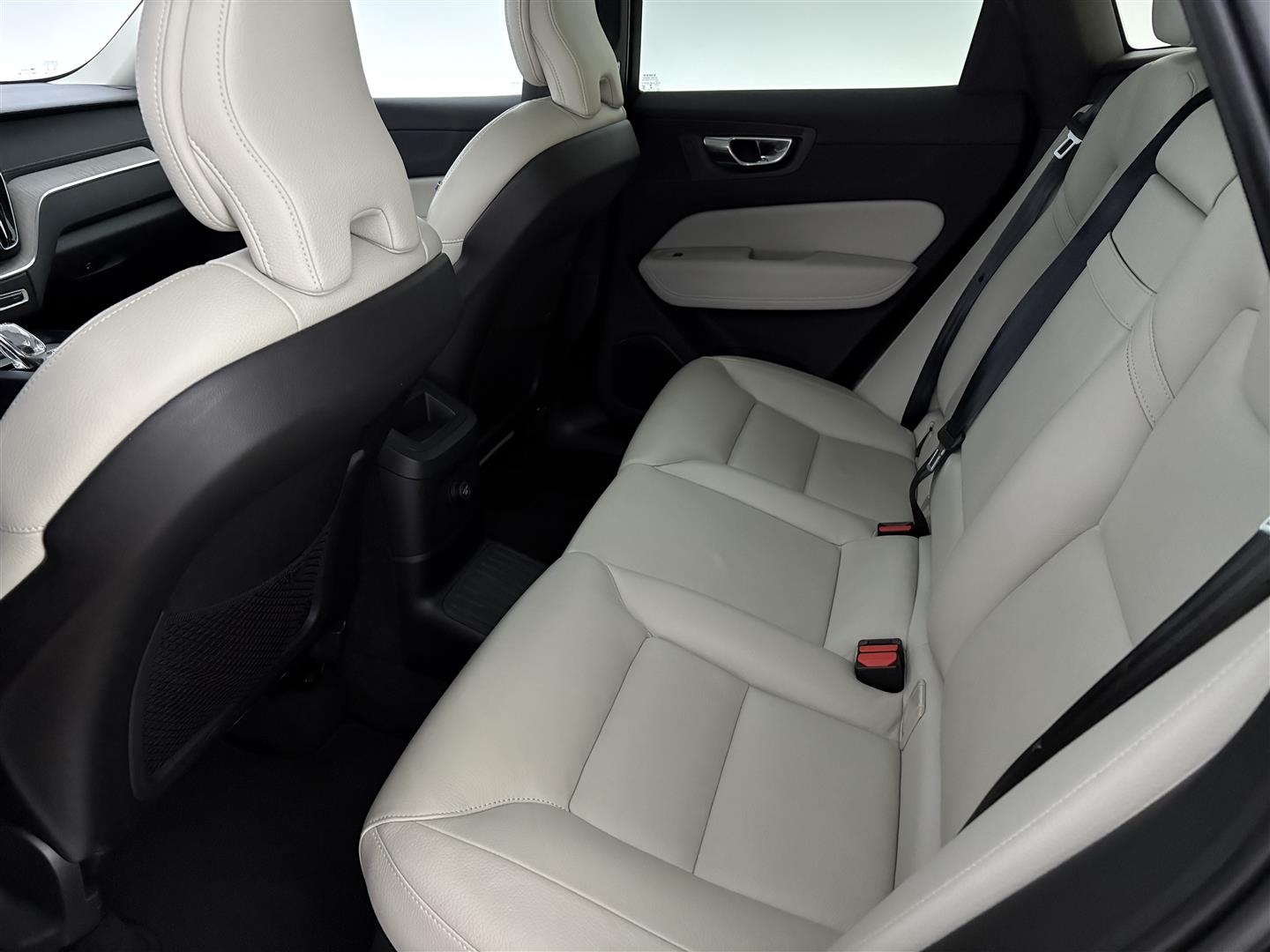 VOLVO XC60 2020