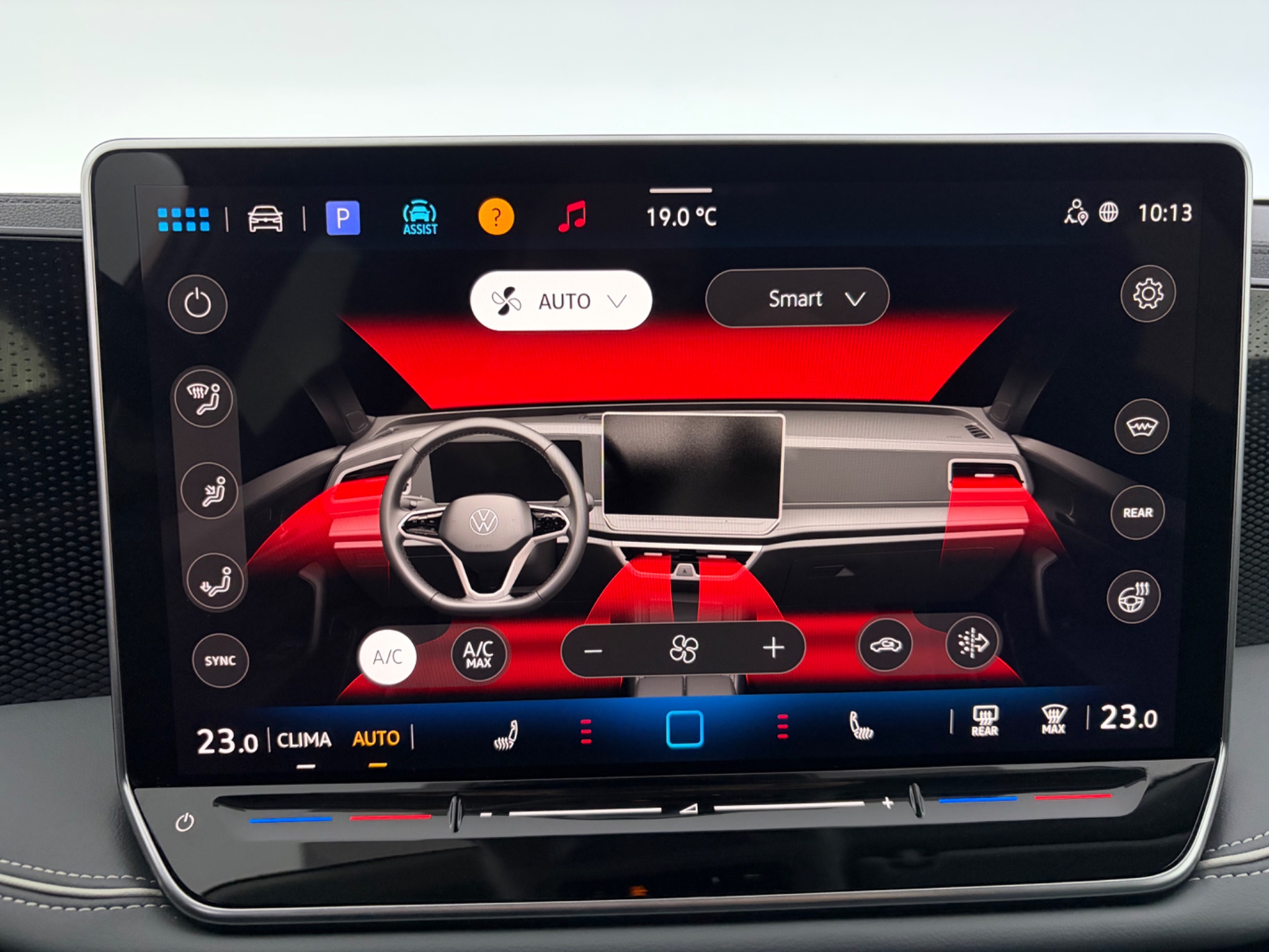 VOLKSWAGEN Passat 2024