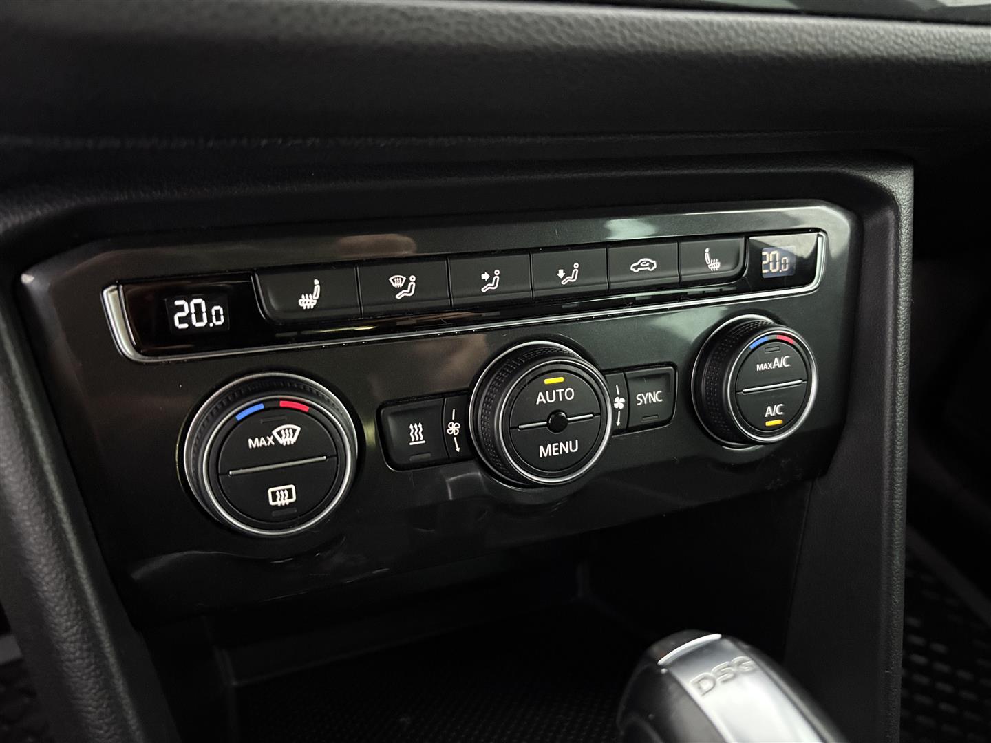 VOLKSWAGEN Tiguan 2017