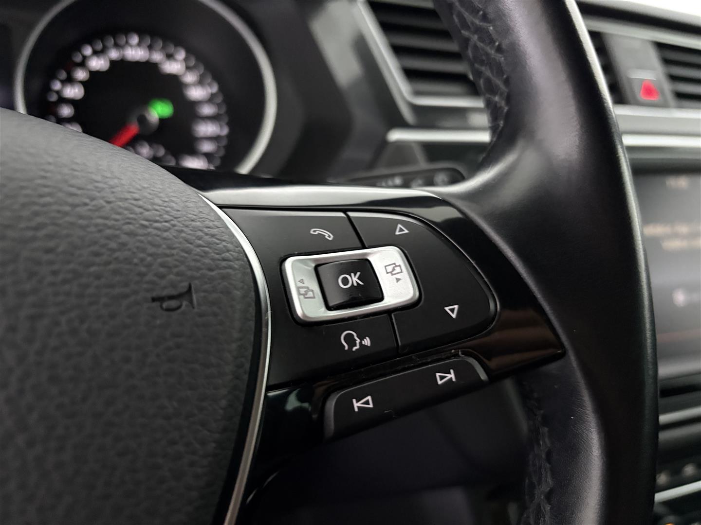 VOLKSWAGEN Tiguan 2017