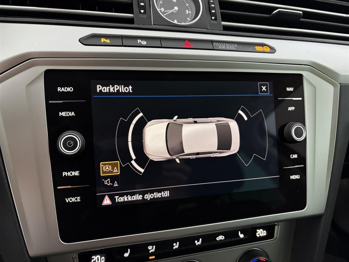 VOLKSWAGEN Passat 2018
