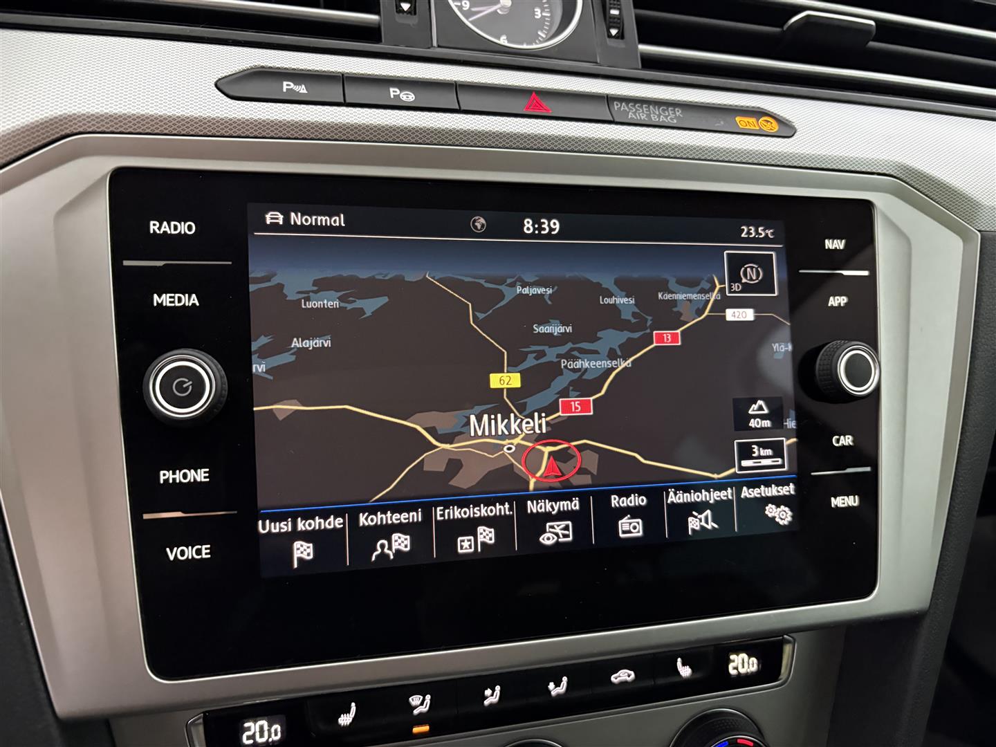 VOLKSWAGEN Passat 2018