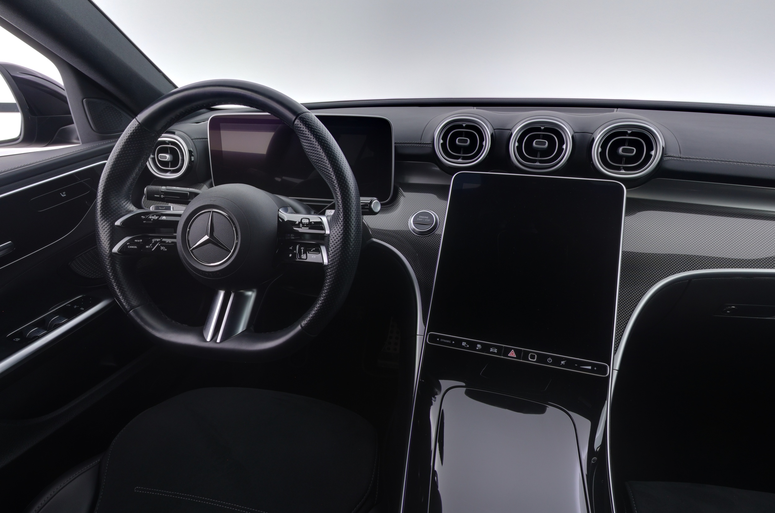 MERCEDES-BENZ C 2023