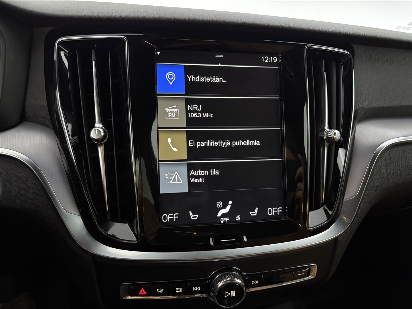 VOLVO V60 2019