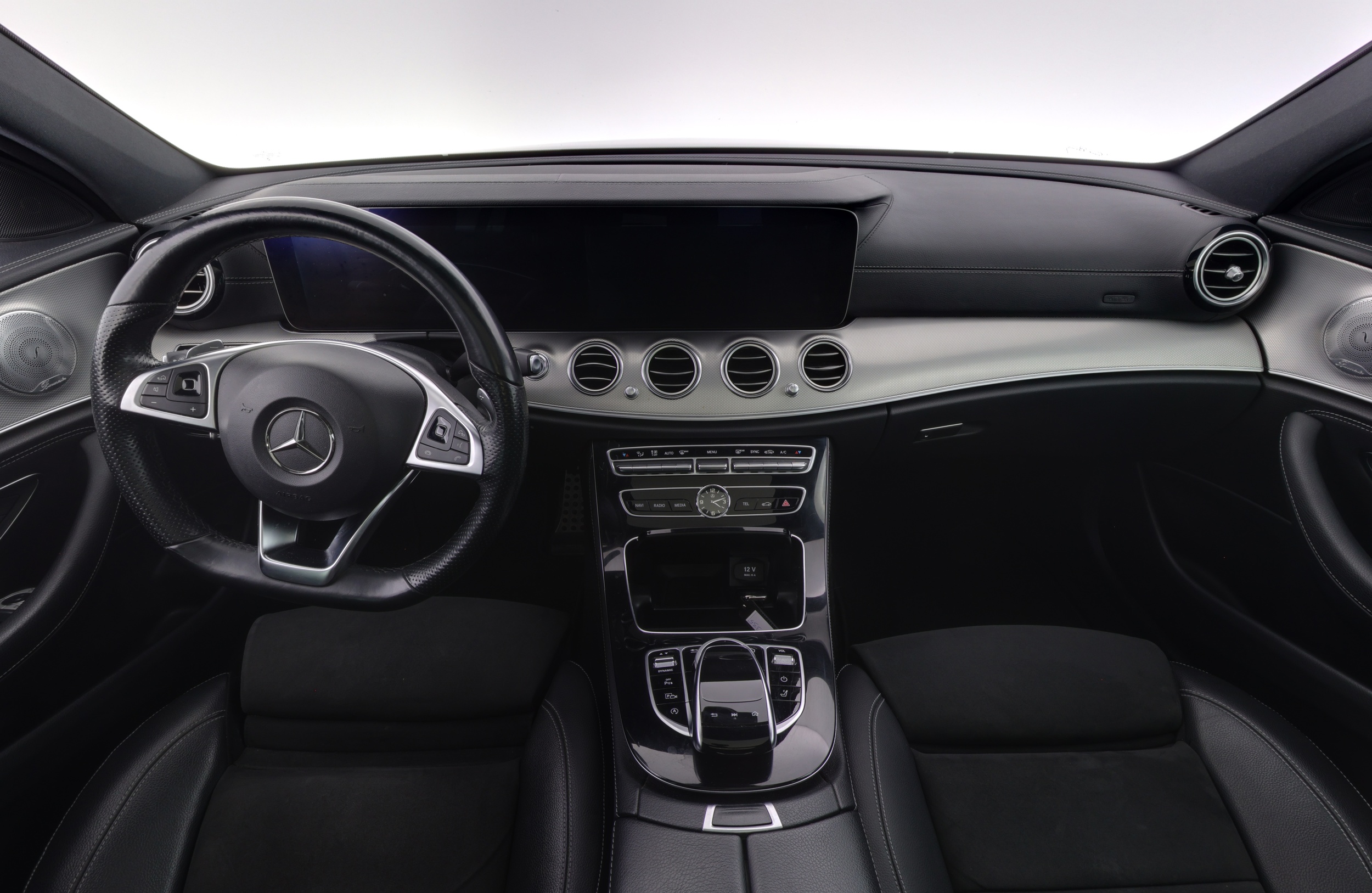 MERCEDES-BENZ E 2017