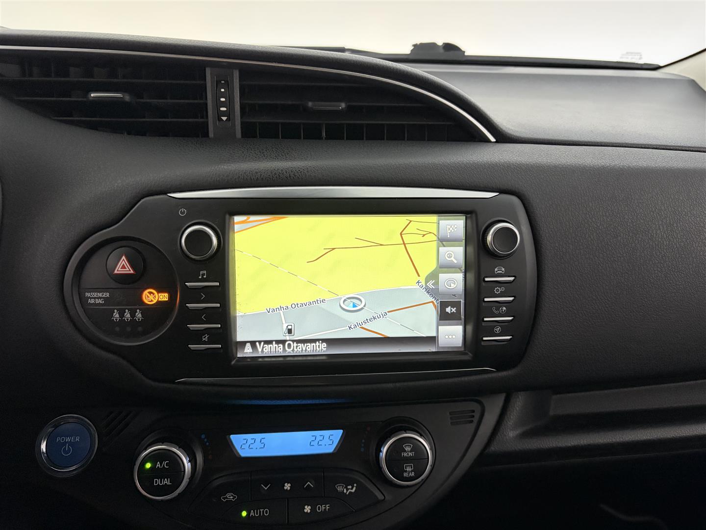 TOYOTA Yaris 2020