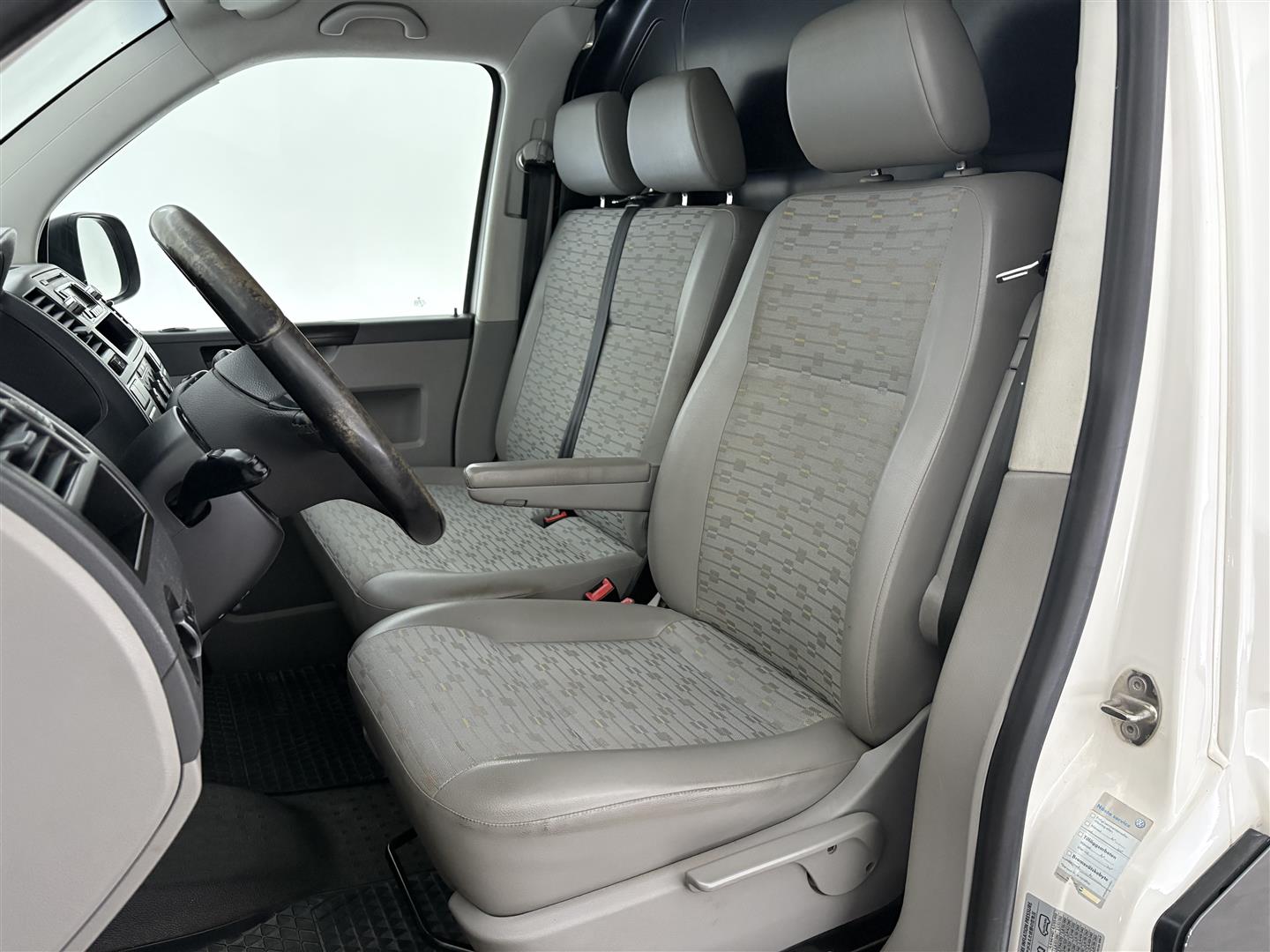 VOLKSWAGEN Transporter 2010